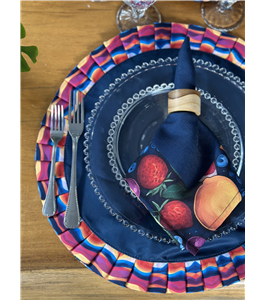 Guardanapo coleo exclusiva Frutas, no linho misto, para decorao de mesa posta.
