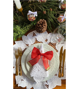 Porta guardanapo de lao para decorao de mesa posta de Natal.